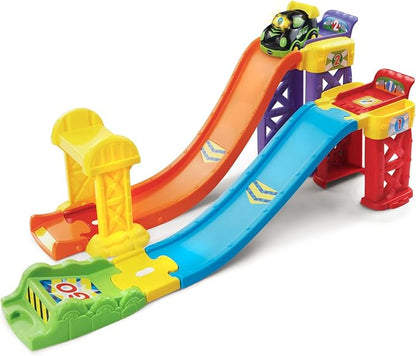 Smart Wheels 3-in-1 Launch and Play Raceway